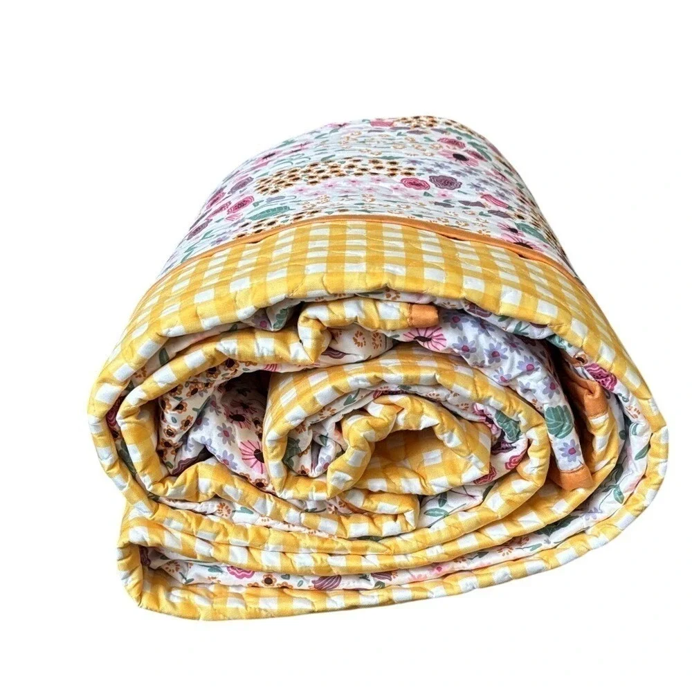 The Big One Kids Flower Checkered 3 Piece Reversible Comforter Quilt Full/Queen